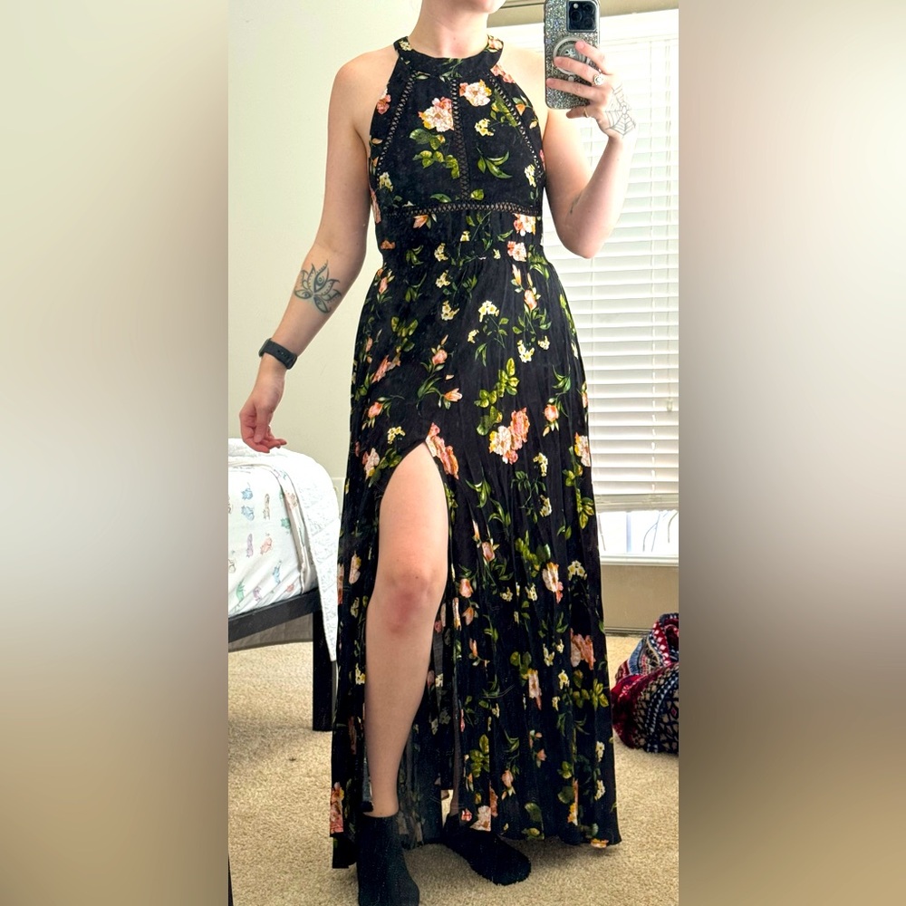 black floral peek-a-boo maxi dress, women's size medium